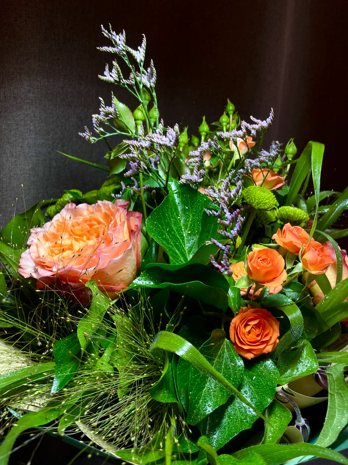 Buchet portocaliu-verde cu aquapack 2